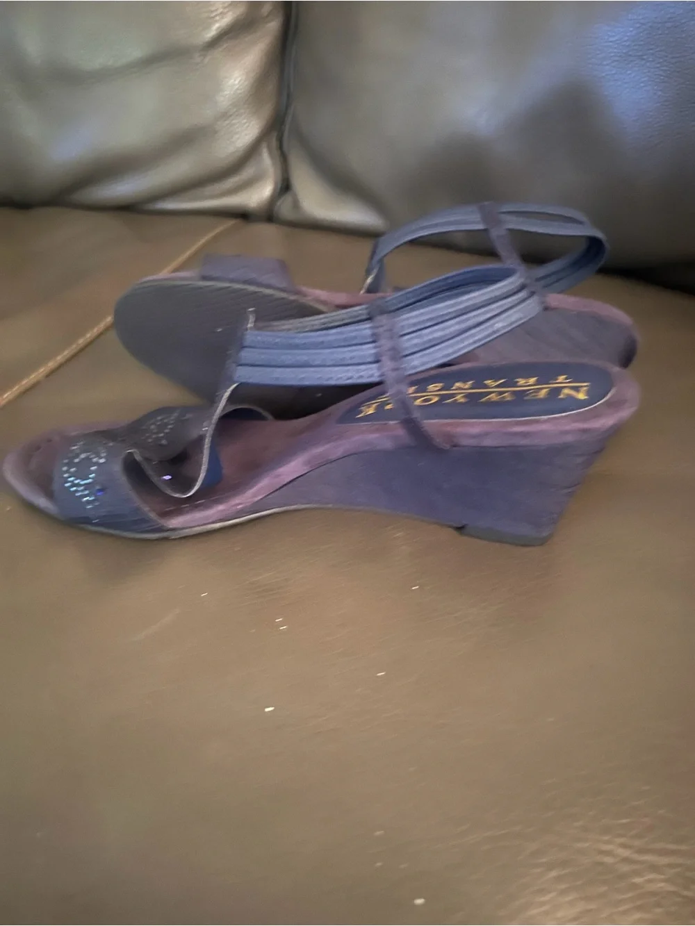 (NEW) New York Transit navy blue size 8 M wedge sandal